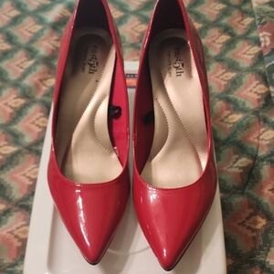 Red Enzo Angiolini Women's Pumps